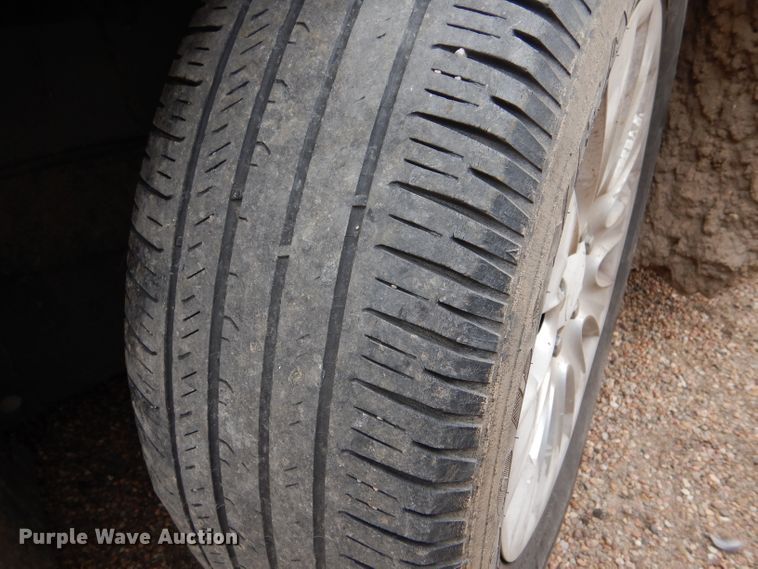 image for item IE9646 2011 Chrysler 200