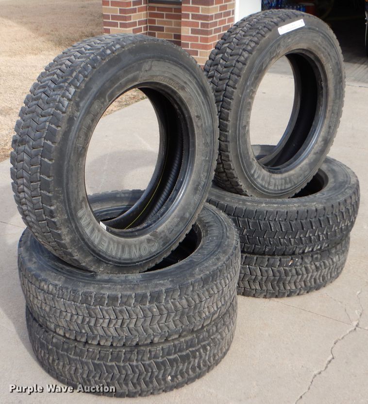 image for item IE9648 (6) Continental HDR 255/70R19.5 tires