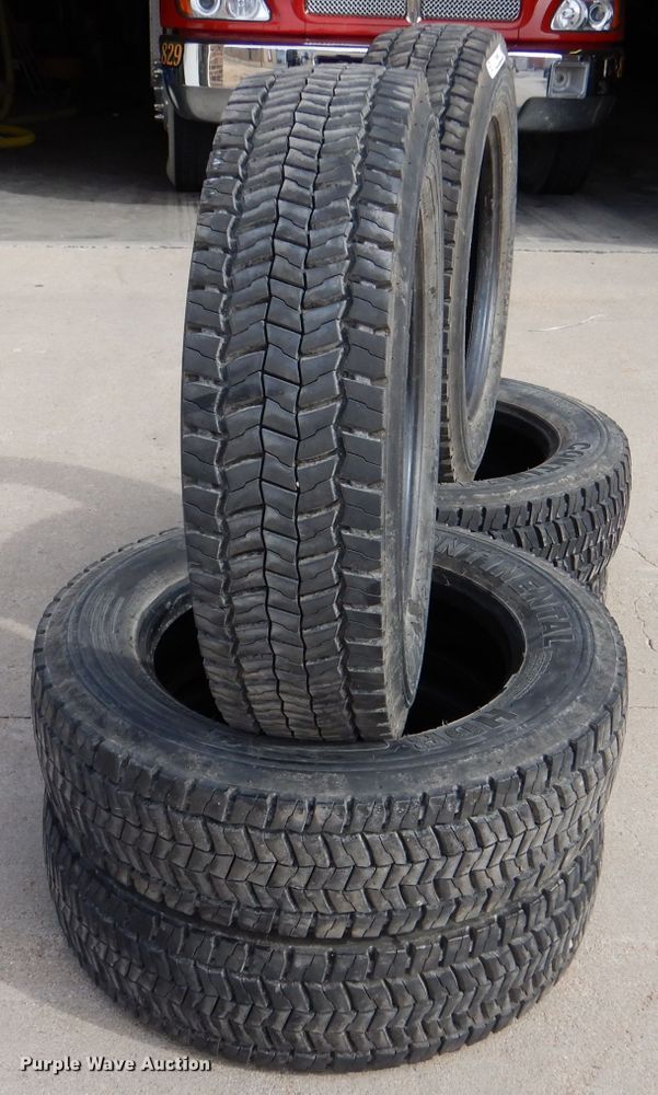 image for item IE9648 (6) Continental HDR 255/70R19.5 tires