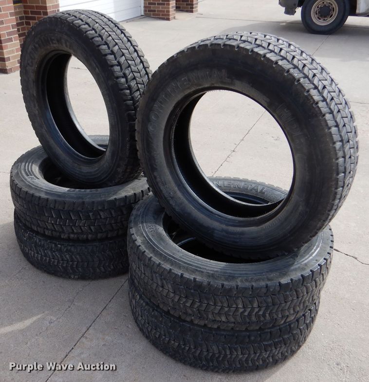 image for item IE9648 (6) Continental HDR 255/70R19.5 tires