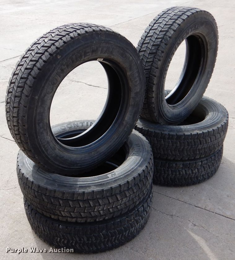 image for item IE9648 (6) Continental HDR 255/70R19.5 tires