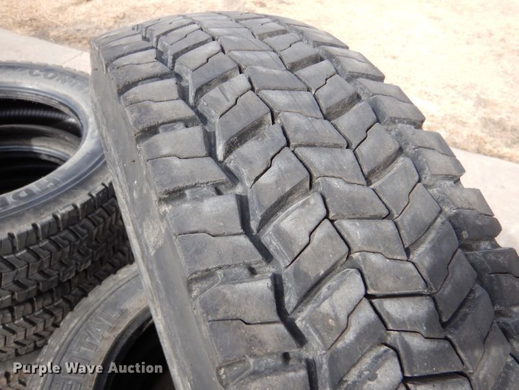 image for item IE9648 (6) Continental HDR 255/70R19.5 tires