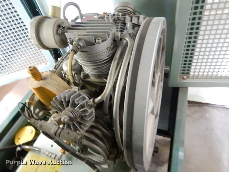 image for item IE9649 1991 Allied Air Products A73BRV90  air compressor