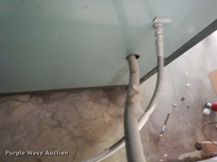 image for item IE9649 1991 Allied Air Products A73BRV90  air compressor