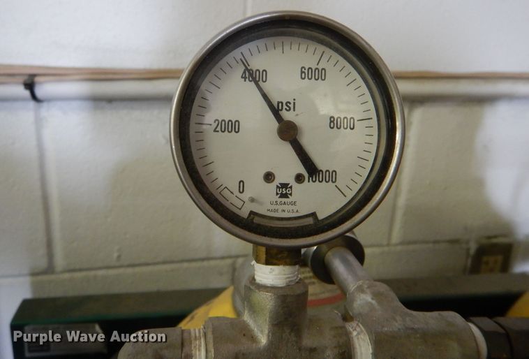 image for item IE9649 1991 Allied Air Products A73BRV90  air compressor