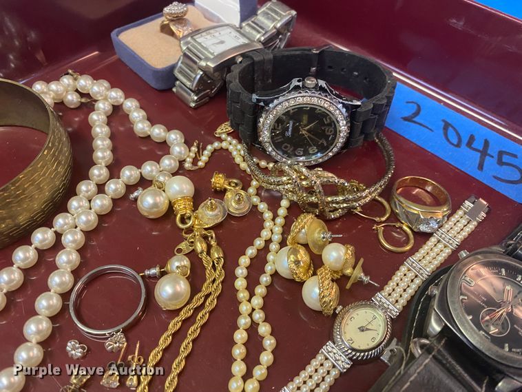 image for item IG9596 Jewelry