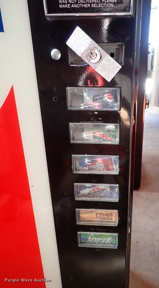 image for item IH9503 Vending machine