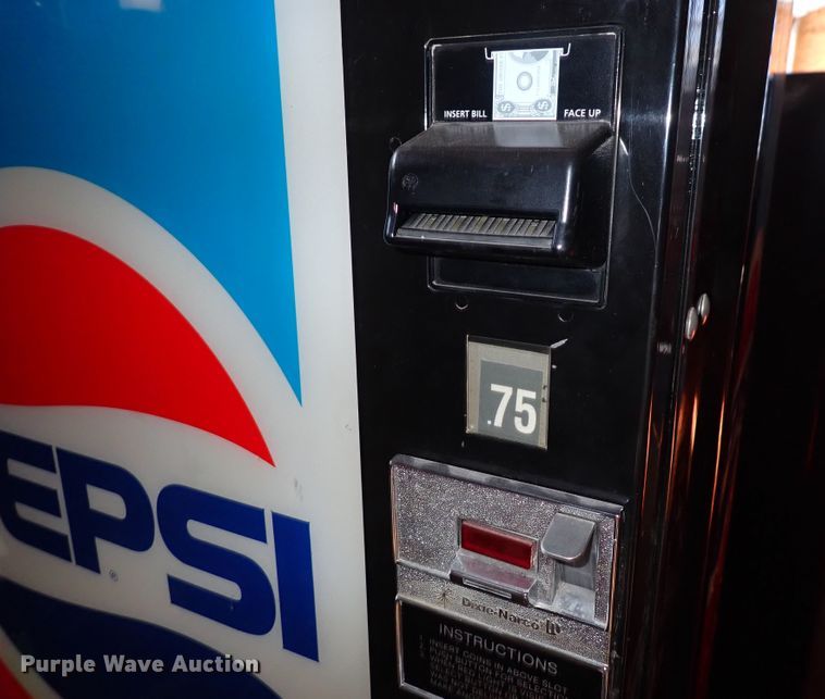 image for item IH9503 Vending machine