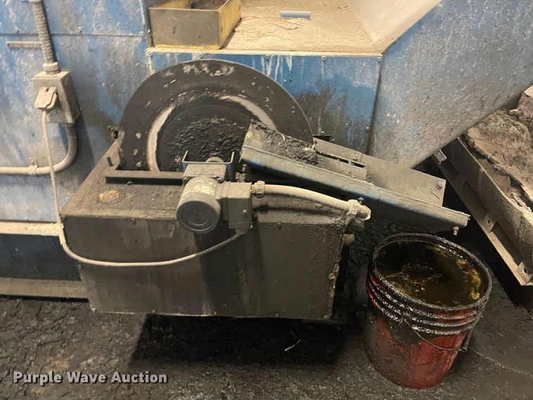 image for item IJ9665 2006 Mart Tornado 60  parts washer