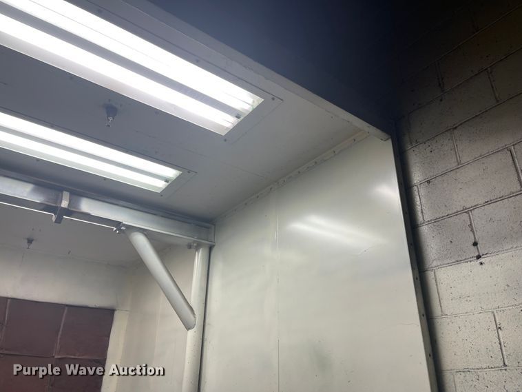 image for item IJ9669 Paint booth