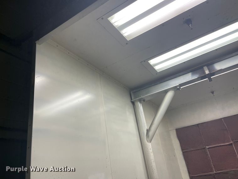 image for item IJ9669 Paint booth