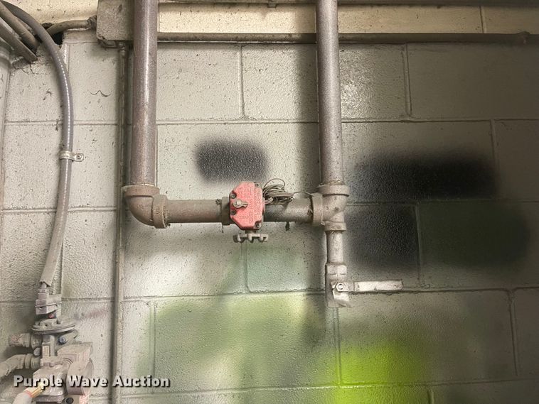 image for item IJ9669 Paint booth