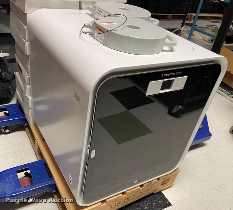 image for item IJ9740 2015 CubePro Duo  3D printer