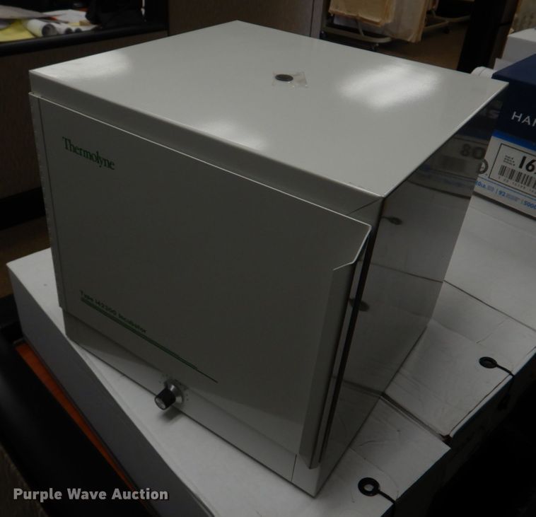 image for item IM9614 Office supplies and equipment