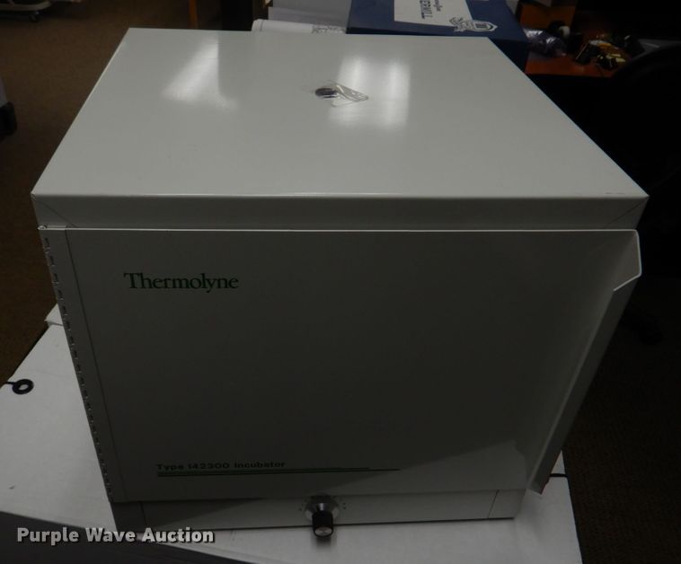 image for item IM9614 Office supplies and equipment