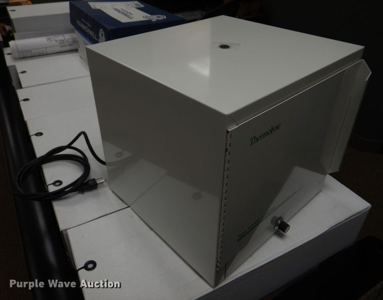 image for item IM9614 Office supplies and equipment