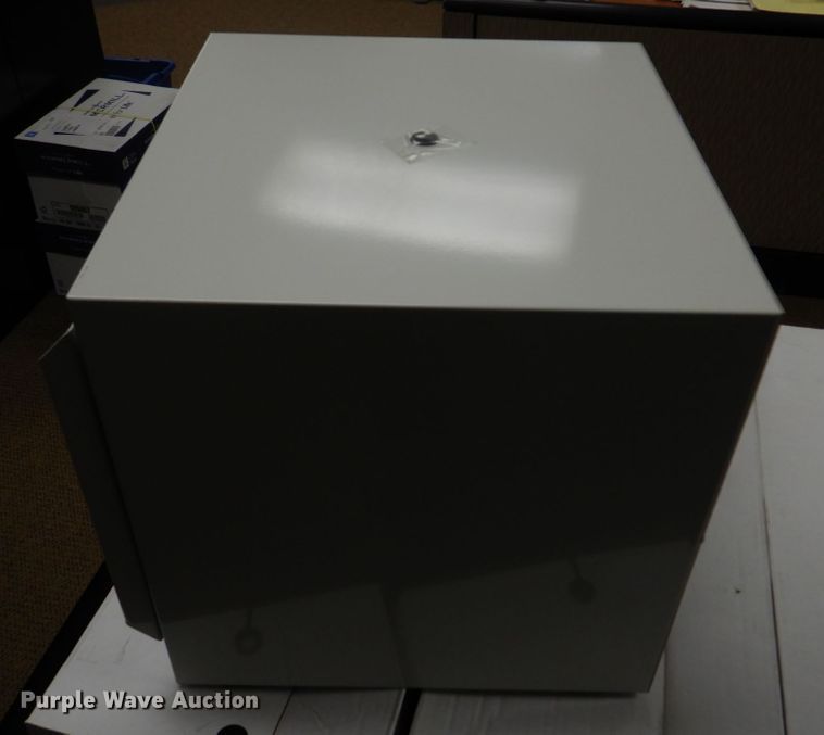 image for item IM9614 Office supplies and equipment