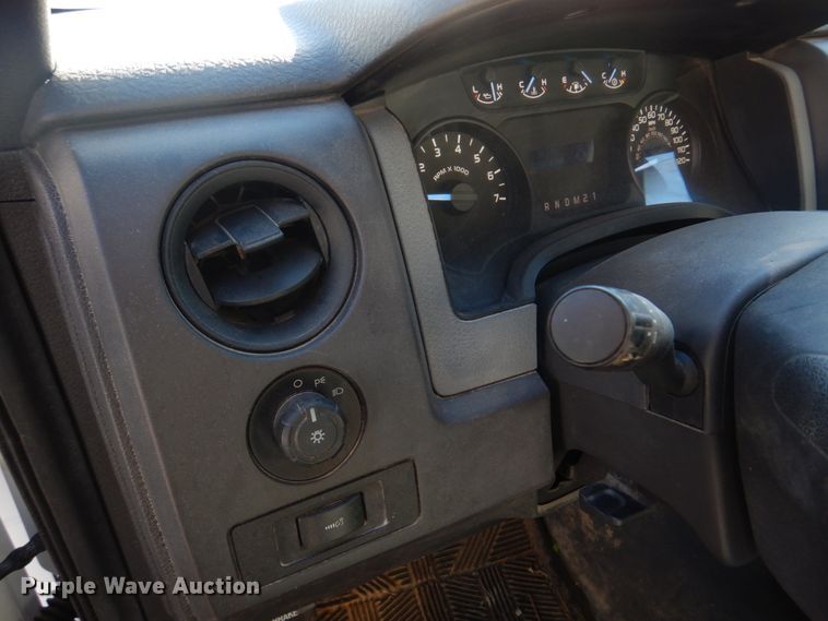 image for item IM9616 2012 Ford F150 XL  pickup truck