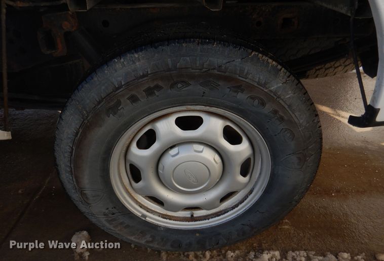 image for item IM9616 2012 Ford F150 XL  pickup truck