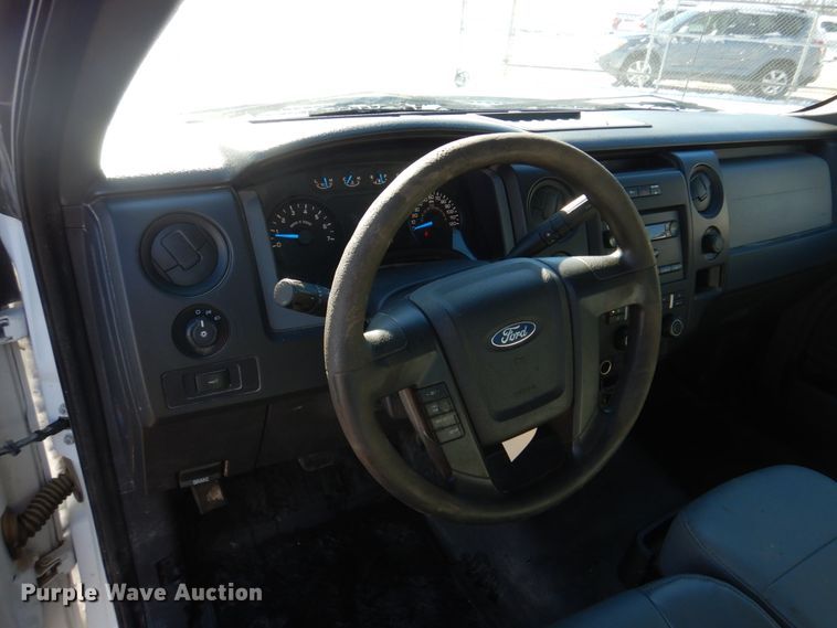 image for item IM9617 2013 Ford F150 XL  pickup truck