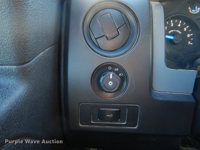 image for item IM9617 2013 Ford F150 XL  pickup truck