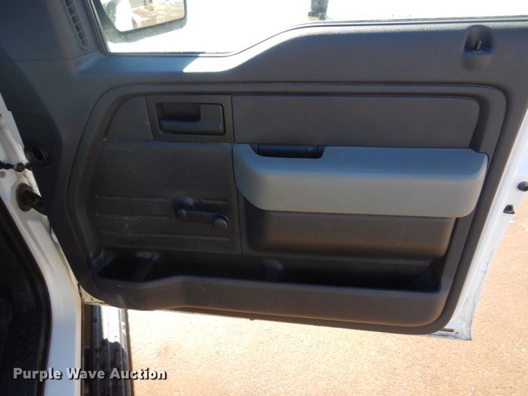 image for item IM9617 2013 Ford F150 XL  pickup truck