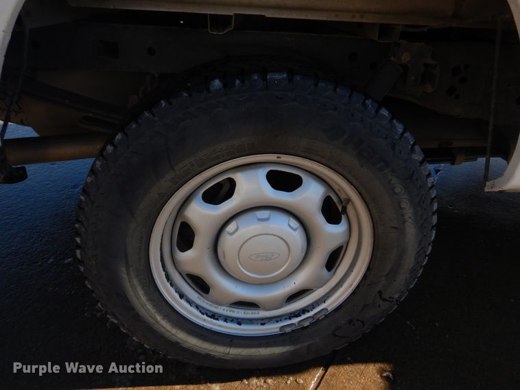 image for item IM9617 2013 Ford F150 XL  pickup truck