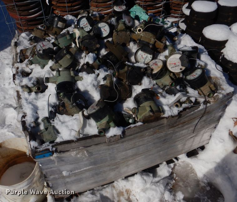image for item IM9620 Approximately 300 water meters