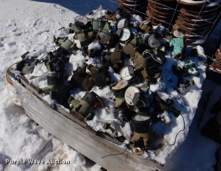 image for item IM9620 Approximately 300 water meters