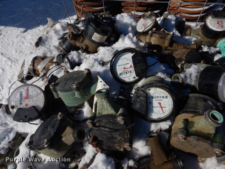 image for item IM9620 Approximately 300 water meters