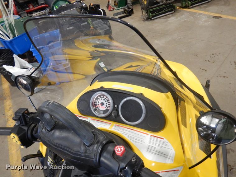 image for item IO9687 Ski-Doo Skandic  snowmobile