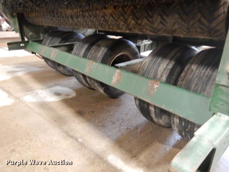 image for item IO9689 Turfco F12D  top dresser