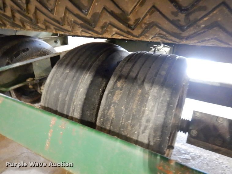 image for item IO9689 Turfco F12D  top dresser