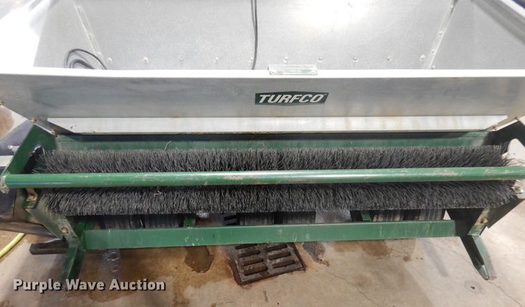 image for item IO9690 Turfco F12D  top dresser