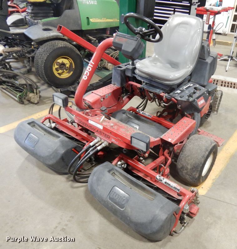 image for item IO9691 Toro Greensmaster 3150  greens mower