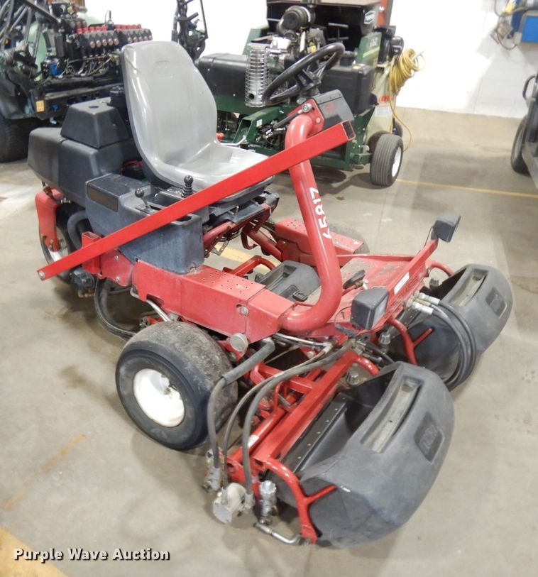 image for item IO9691 Toro Greensmaster 3150  greens mower