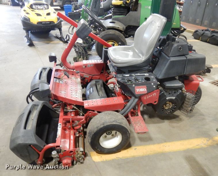 image for item IO9691 Toro Greensmaster 3150  greens mower