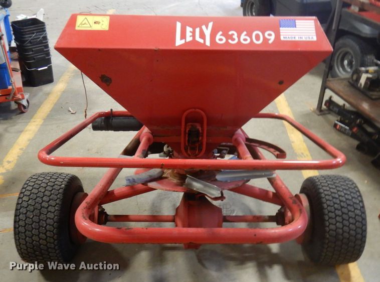 image for item IO9692 Lely W  spreader
