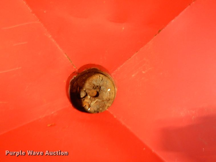 image for item IO9692 Lely W  spreader