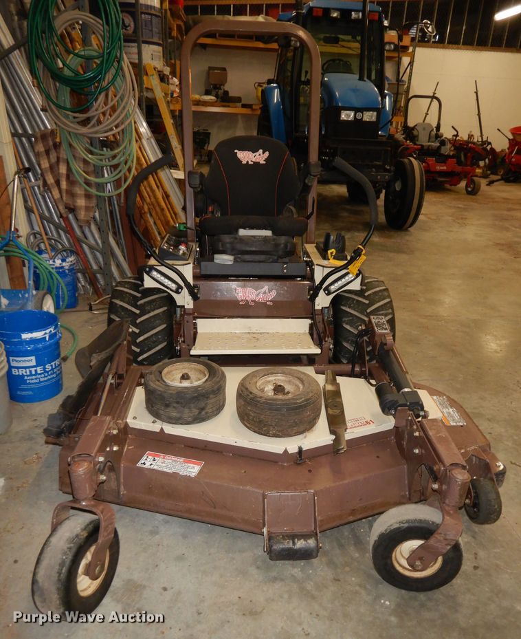 image for item JE9594 Grasshopper 900D  ZTR lawn mower