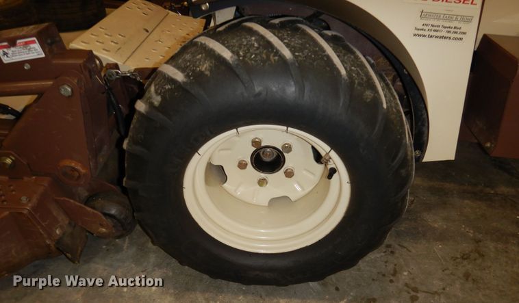 image for item JE9594 Grasshopper 900D  ZTR lawn mower