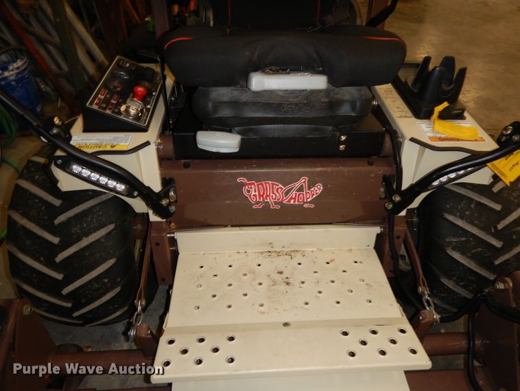 image for item JE9594 Grasshopper 900D  ZTR lawn mower