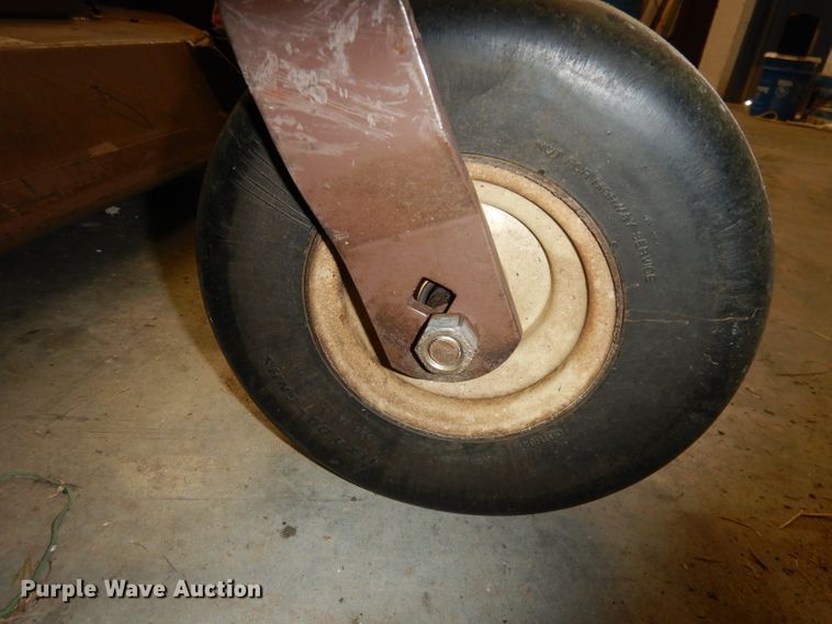 image for item JE9594 Grasshopper 900D  ZTR lawn mower