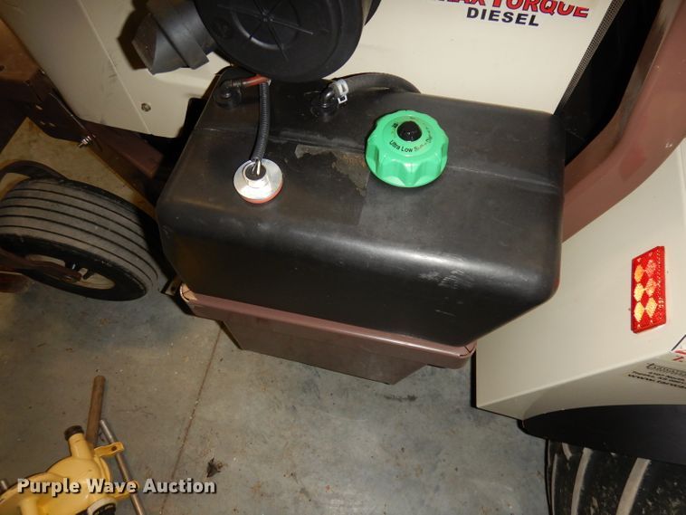 image for item JE9594 Grasshopper 900D  ZTR lawn mower