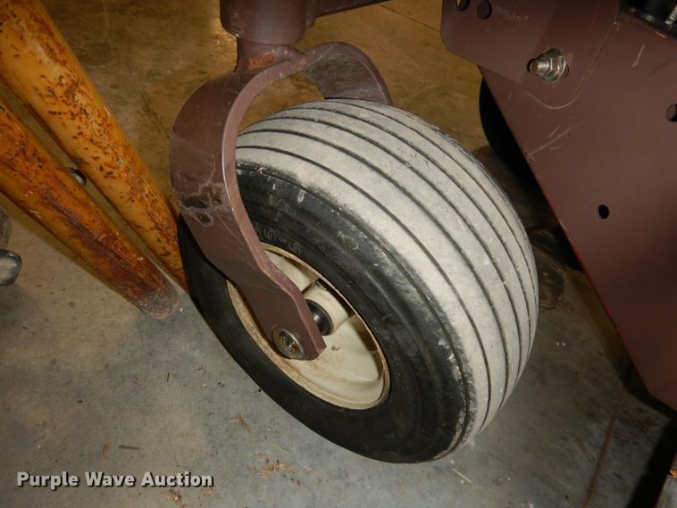 image for item JE9594 Grasshopper 900D  ZTR lawn mower