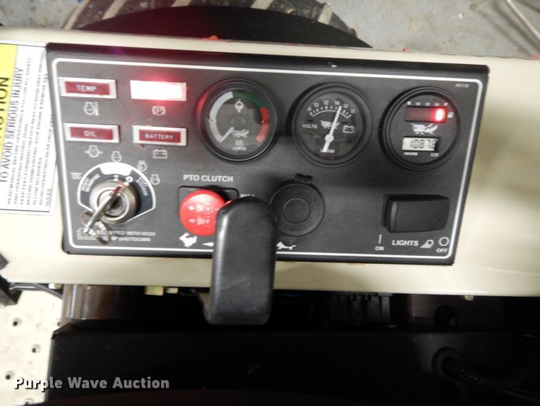 image for item JE9594 Grasshopper 900D  ZTR lawn mower