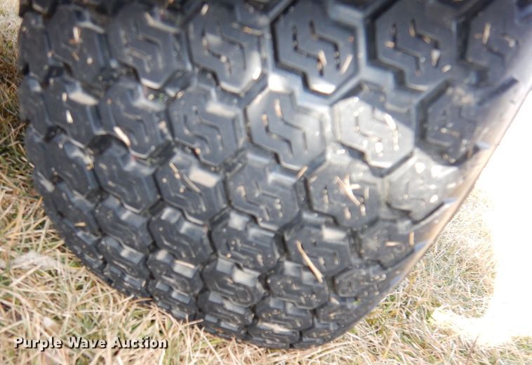 image for item JE9673 Smithco 7580 Tournament Ultra  greens roller