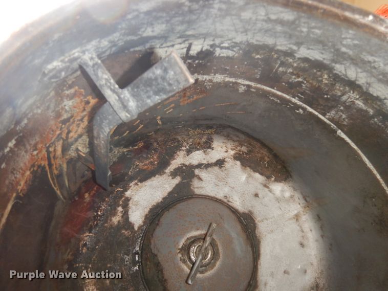 image for item JE9686 Husky GHM105890 cement mixer