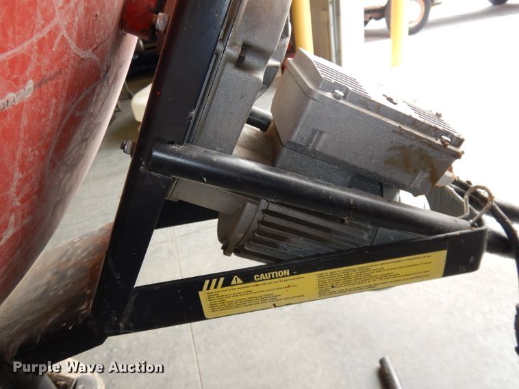 image for item JE9686 Husky GHM105890 cement mixer