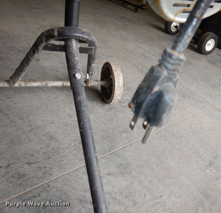image for item JE9686 Husky GHM105890 cement mixer